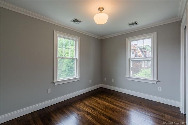 14 Rosemary Street, New London, CT 06320