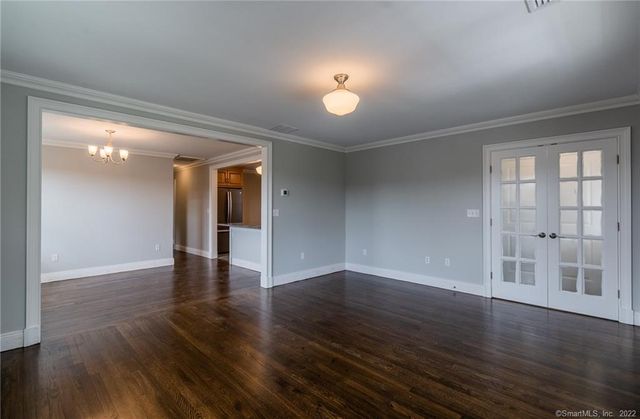 14 Rosemary Street, New London, CT 06320