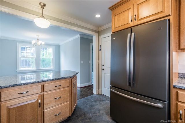 14 Rosemary Street, New London, CT 06320