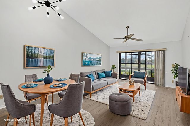 6184 SE Georgetown Place, Hobe Sound, FL 33455