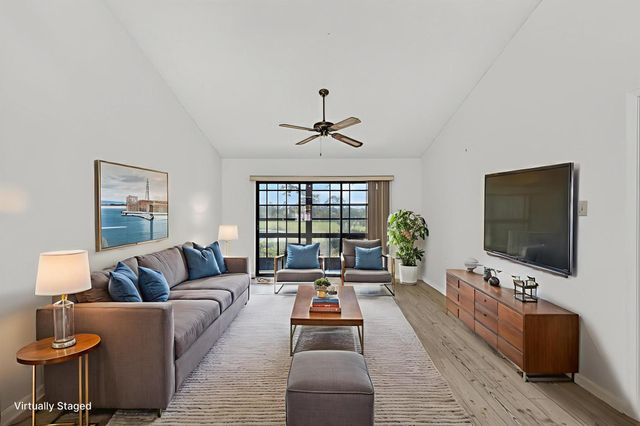 6184 SE Georgetown Place, Hobe Sound, FL 33455