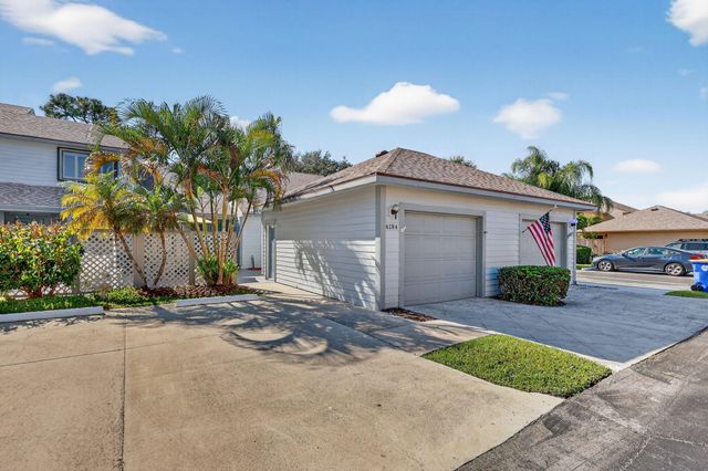 6184 SE Georgetown Place, Hobe Sound, FL 33455