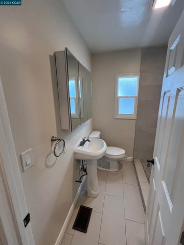 2824 23rd Avenue, Oakland, CA 94606