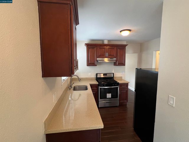 2824 23rd Avenue, Oakland, CA 94606