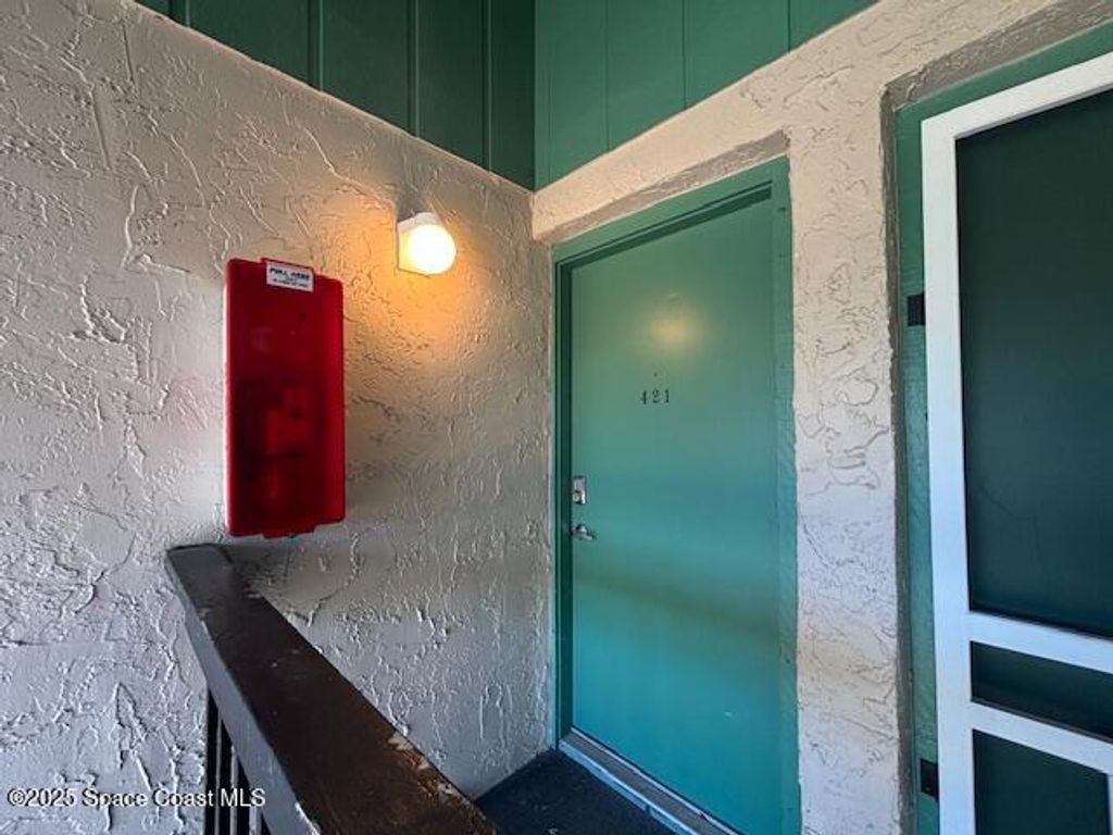 1225 N Wickham Road 421, Melbourne, FL 32935