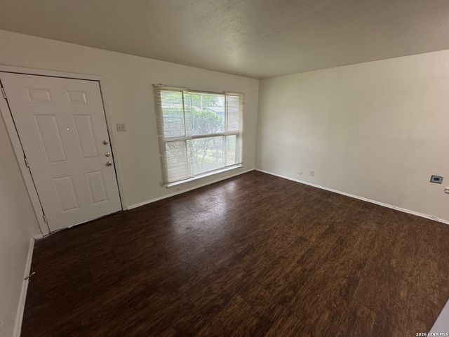 4115 WILD OAK DR, San Antonio, TX 78219
