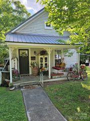 215 9th Street, Spencer, NC 28159