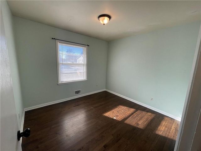 602 SE 4th Terrace, Lee's Summit, MO 64063