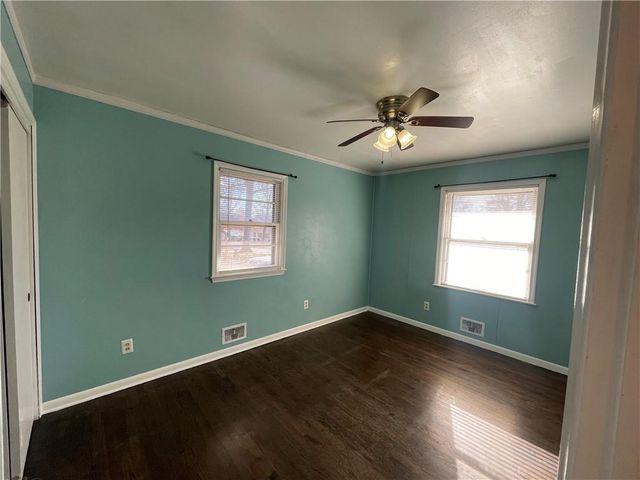 602 SE 4th Terrace, Lee's Summit, MO 64063