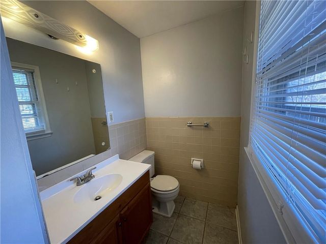 602 SE 4th Terrace, Lee's Summit, MO 64063