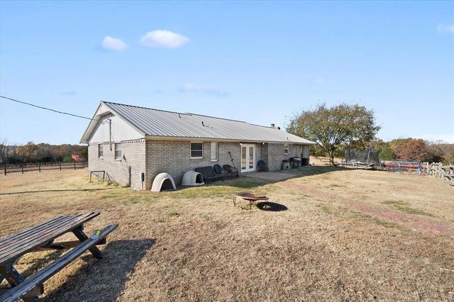 28275 Harrison Road, Macomb, OK 74852