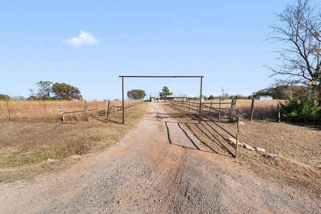 28275 Harrison Road, Macomb, OK 74852