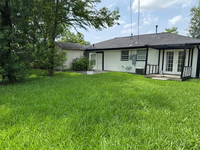 1318 Sulphur Street, Houston, TX 77034