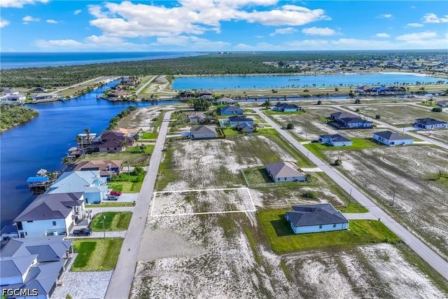 3431 NW 46th PL, Cape Coral, FL 33993