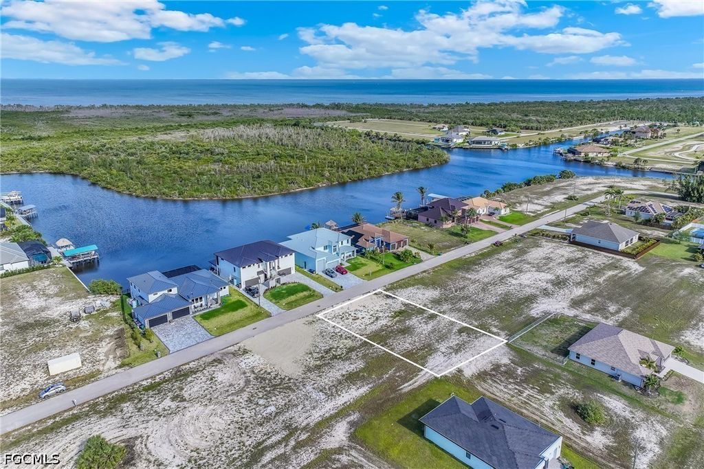 3431 NW 46th PL, Cape Coral, FL 33993