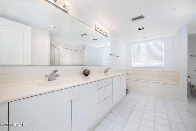 3 Oceans West Blvd Apt 7C1, Daytona Beach Shores, FL 32118