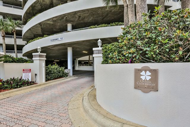 3 Oceans West Blvd Apt 7C1, Daytona Beach Shores, FL 32118