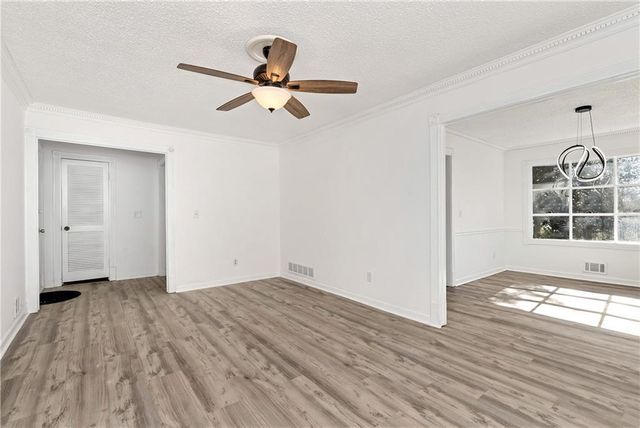 4168 Rocky Ledge Way, Snellville, GA 30039