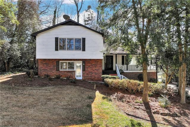 4168 Rocky Ledge Way, Snellville, GA 30039