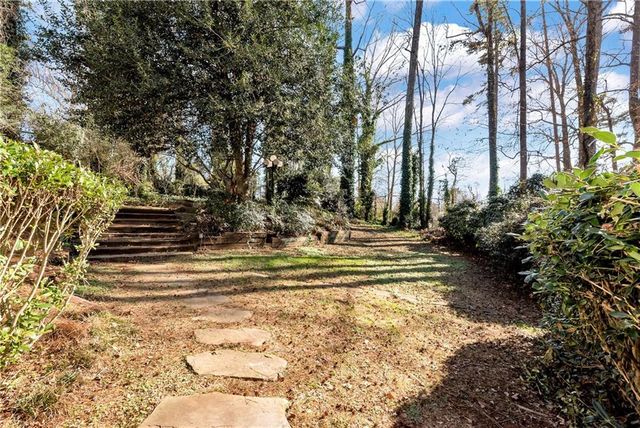 4168 Rocky Ledge Way, Snellville, GA 30039