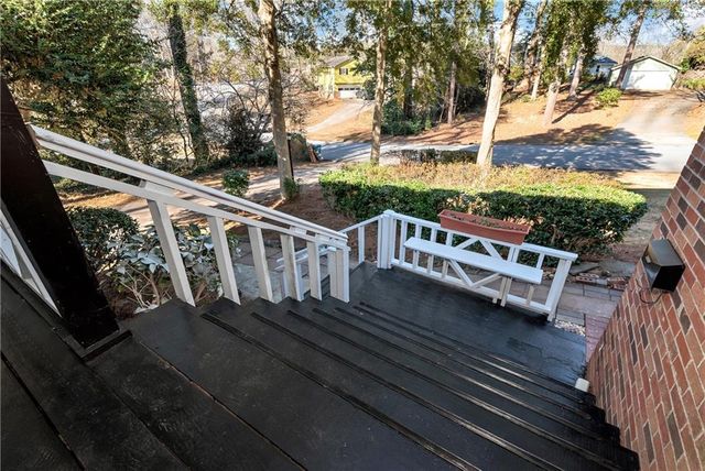 4168 Rocky Ledge Way, Snellville, GA 30039