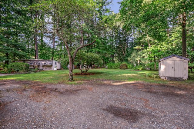 186 South Rd, Bedford, MA 01730