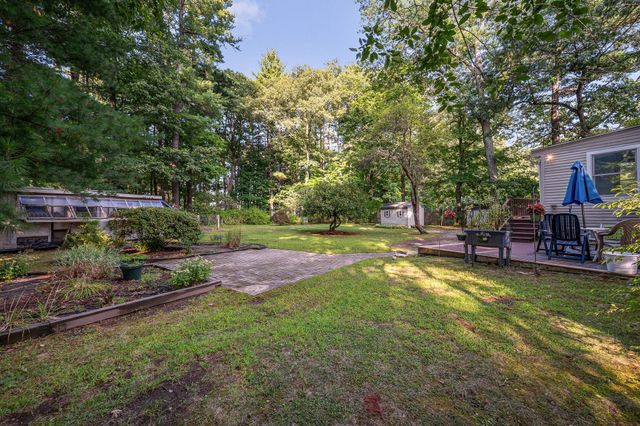 186 South Rd, Bedford, MA 01730