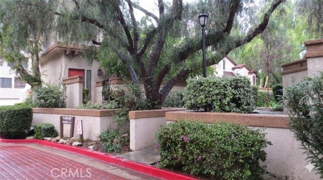 17 Rock Cliff Place, Pomona, CA 91766