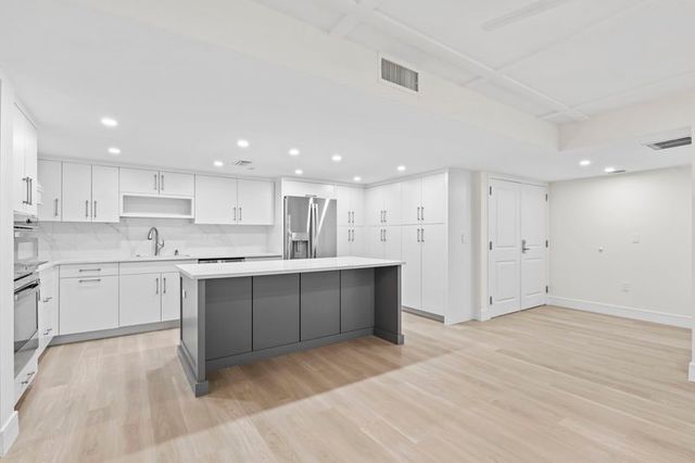 4600 Highway A1a None 206, Vero Beach, FL 32963