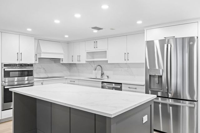 4600 Highway A1a None 206, Vero Beach, FL 32963