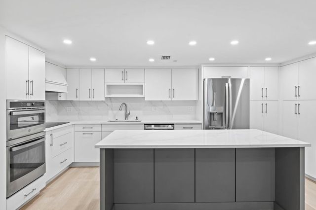 4600 Highway A1a None 206, Vero Beach, FL 32963