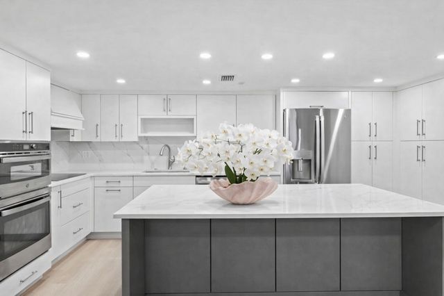 4600 Highway A1a None 206, Vero Beach, FL 32963