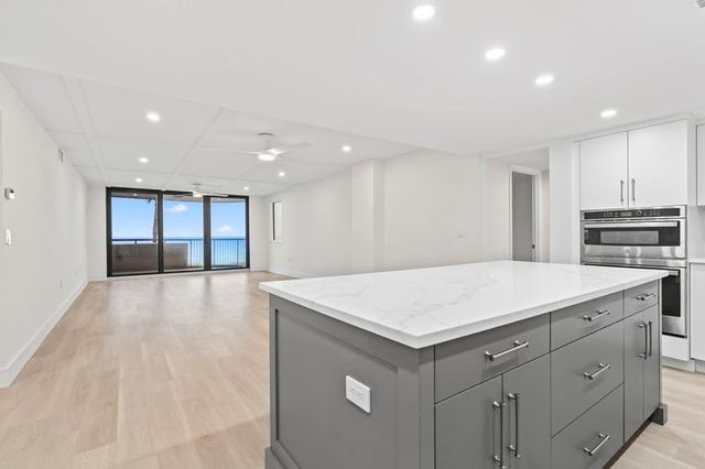 4600 Highway A1a None 206, Vero Beach, FL 32963