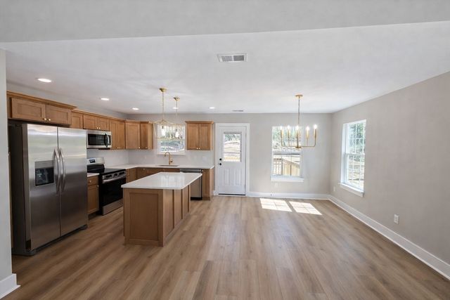 222 Todd St, Charlotte, TN 37036