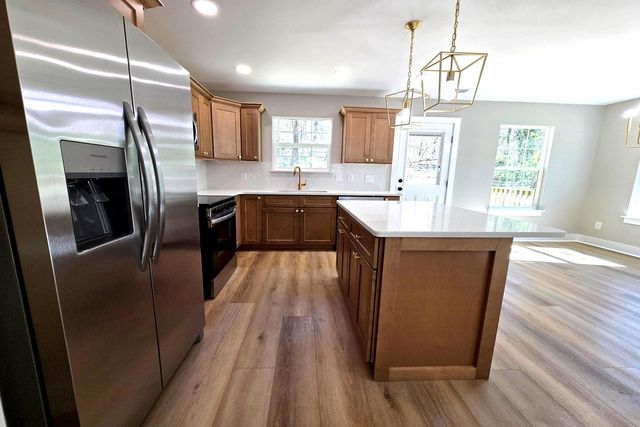 222 Todd St, Charlotte, TN 37036