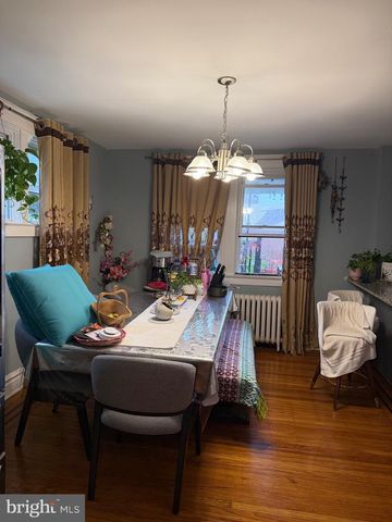 111 OAKLEY RD, Upper Darby, PA 19082