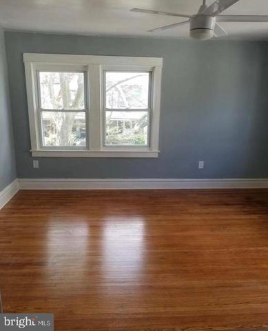 111 OAKLEY RD, Upper Darby, PA 19082