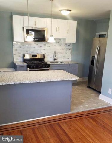 111 OAKLEY RD, Upper Darby, PA 19082