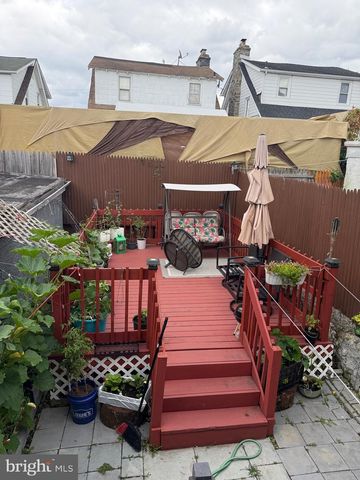 111 OAKLEY RD, Upper Darby, PA 19082