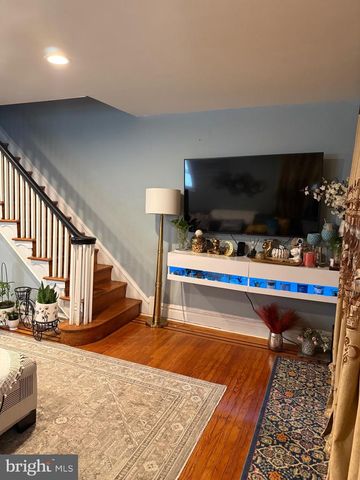 111 OAKLEY RD, Upper Darby, PA 19082
