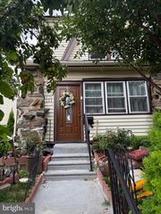 111 OAKLEY RD, Upper Darby, PA 19082