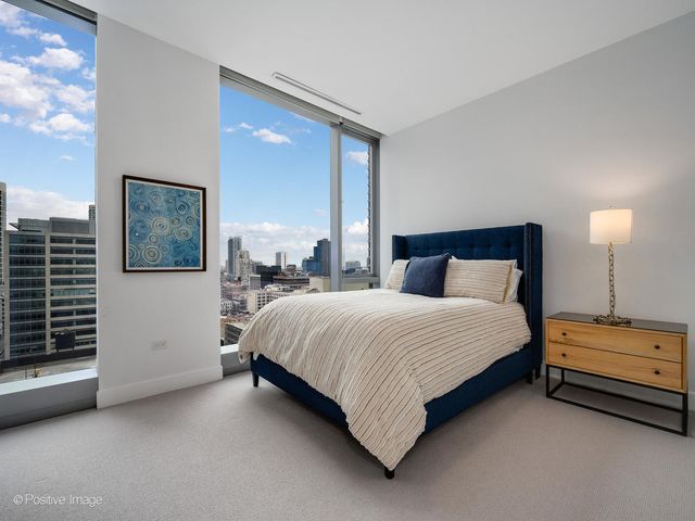 403 N Wabash Avenue 15A, Chicago, IL 60611