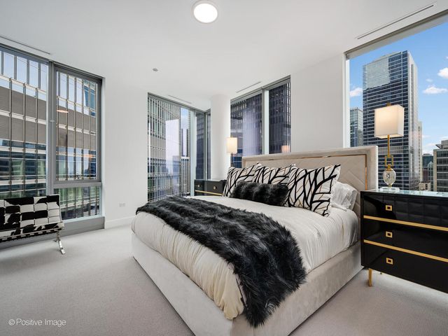 403 N Wabash Avenue 15A, Chicago, IL 60611