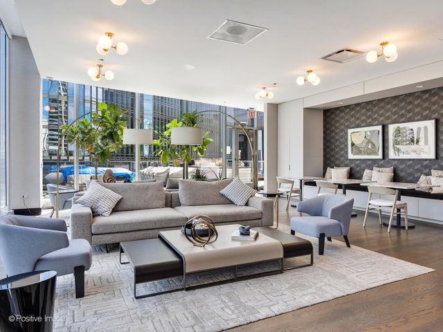403 N Wabash Avenue 15A, Chicago, IL 60611
