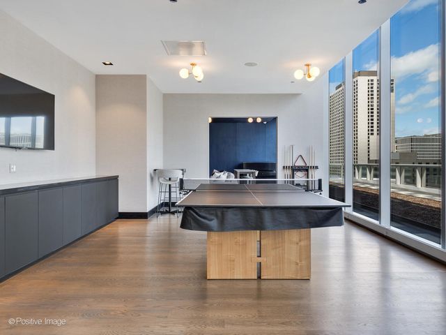 403 N Wabash Avenue 15A, Chicago, IL 60611