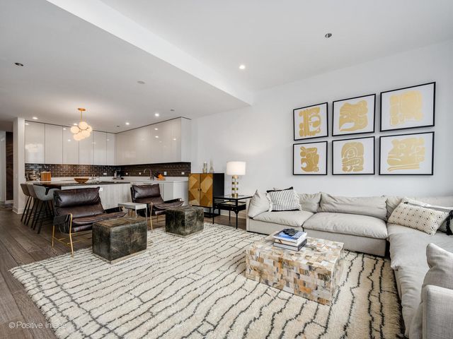 403 N Wabash Avenue 15A, Chicago, IL 60611