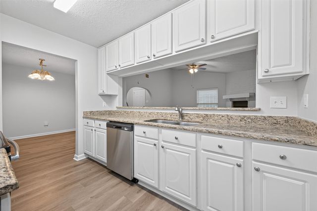 3319 Abbey Field Lane, Porter, TX 77365
