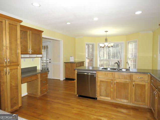 1712 Victoria Way NW, Kennesaw, GA 30152