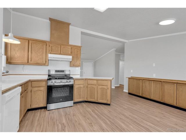 300 Shasta Ct, Kiowa, CO 80117