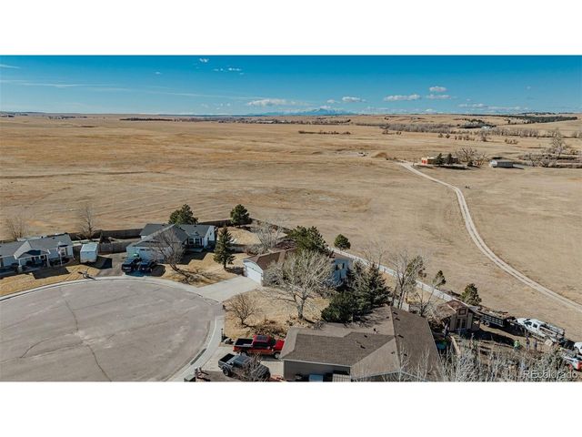 300 Shasta Ct, Kiowa, CO 80117